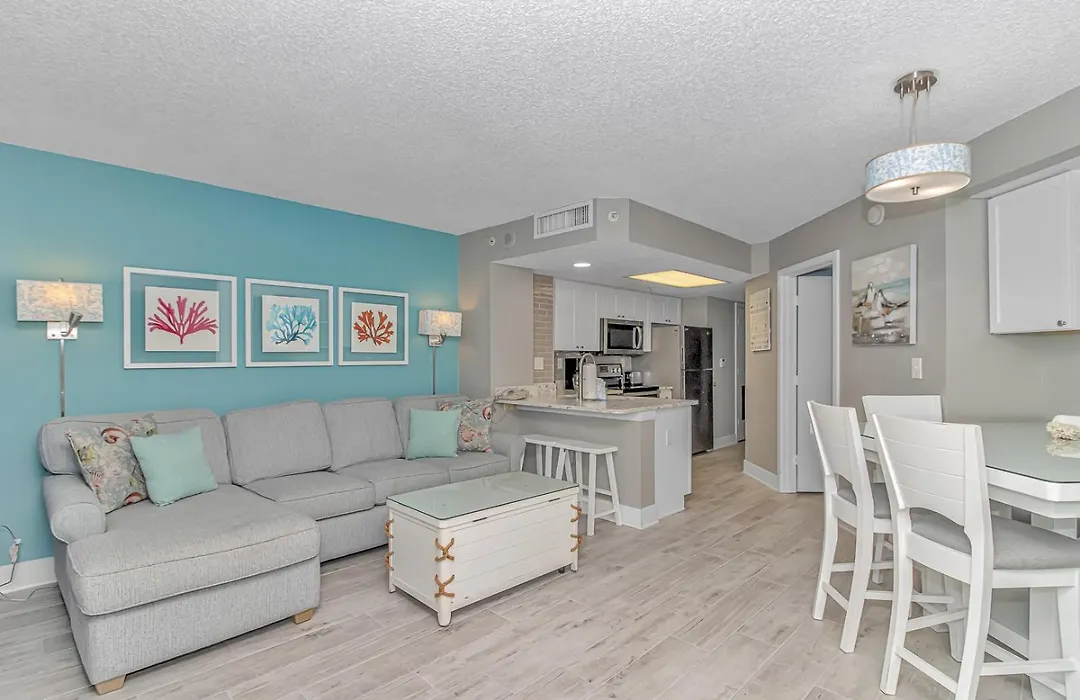 Immaculate! Beautifully Renovated Oceanfront 1 Bedroom Suite - Sleeps 4! - Roxanne Towers Unit 804-1
