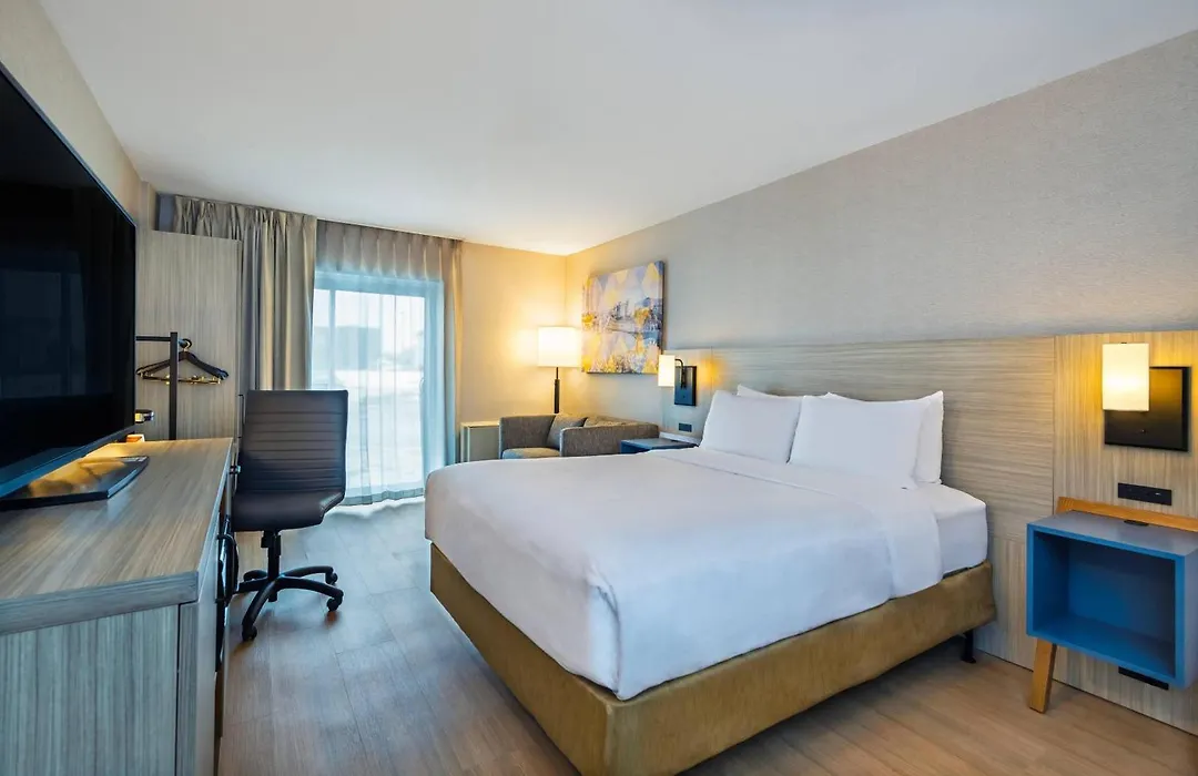 Comfort Inn Saskatoon Centre-1