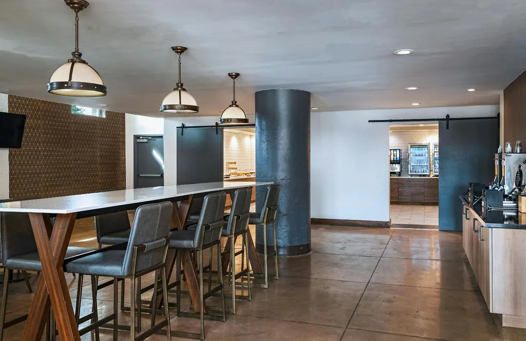 Fairfield Inn & Suites By Marriott Dallas Downtown-1