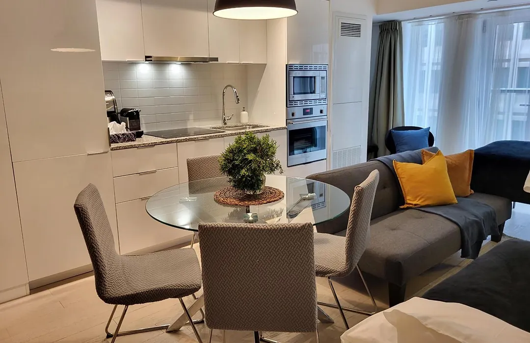Stylish Downtown Toronto Residential Hotel-1