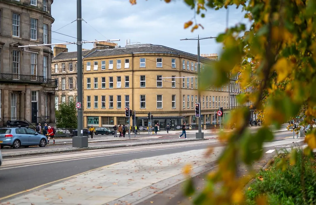 Edinburgh Central Accommodation-1