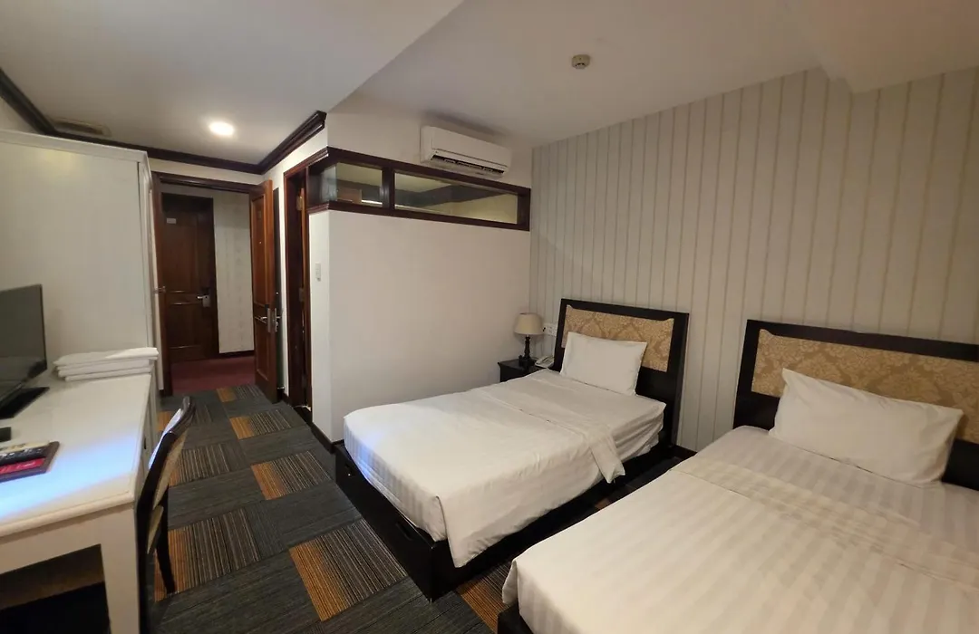 Dong Kinh Hotel-1