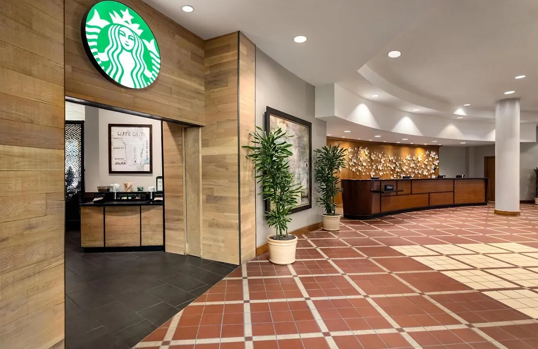 Embassy Suites By Hilton Atlanta At Centennial Olympic Park-1