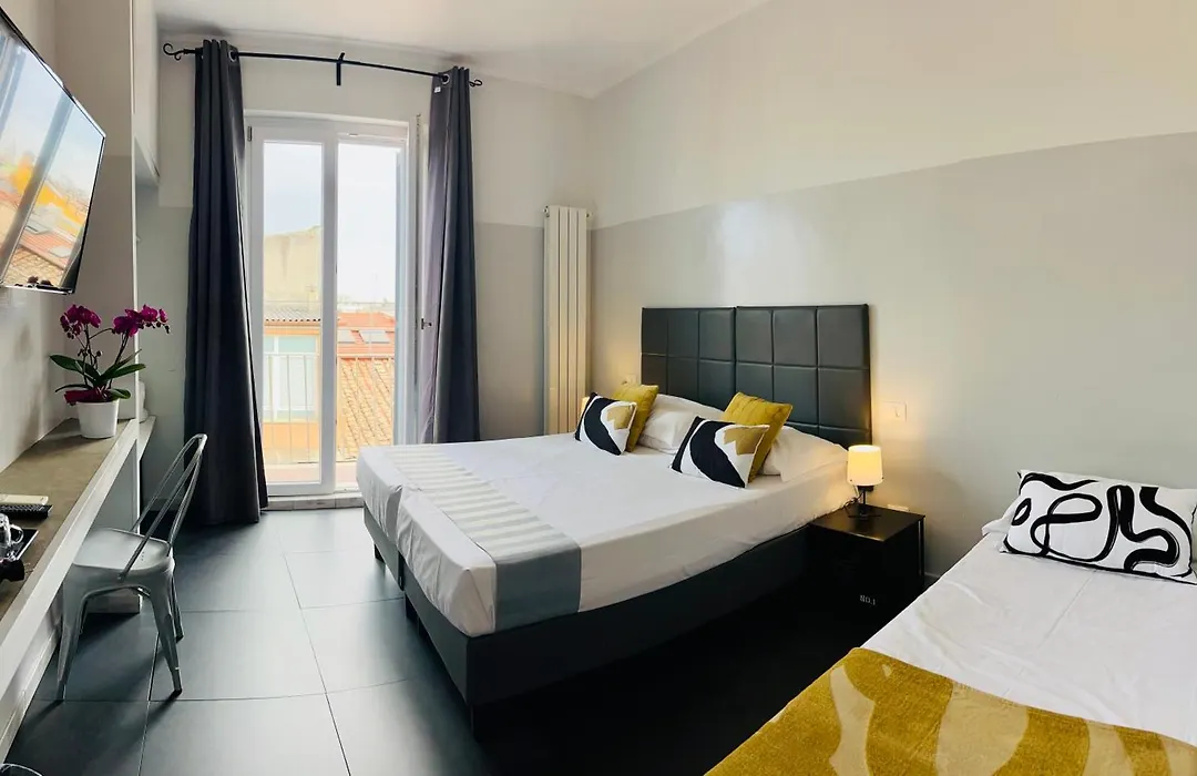 Floor 6 Boutique Rooms By Dot Suites-1