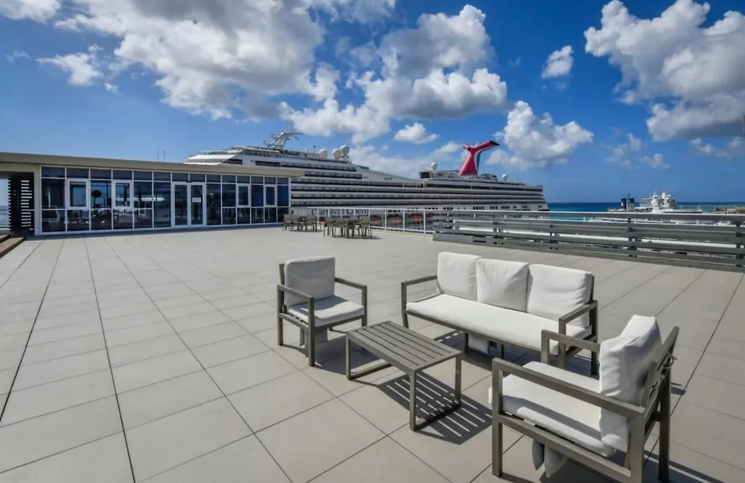 Harbour House Apt 410-1
