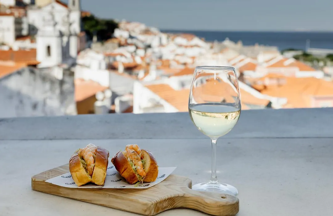 Memmo Alfama - Design Hotels (Adults Only)-1