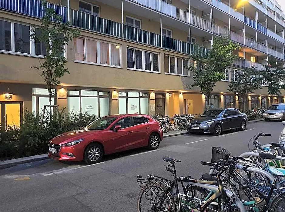 Gabriel'S Apartments-1