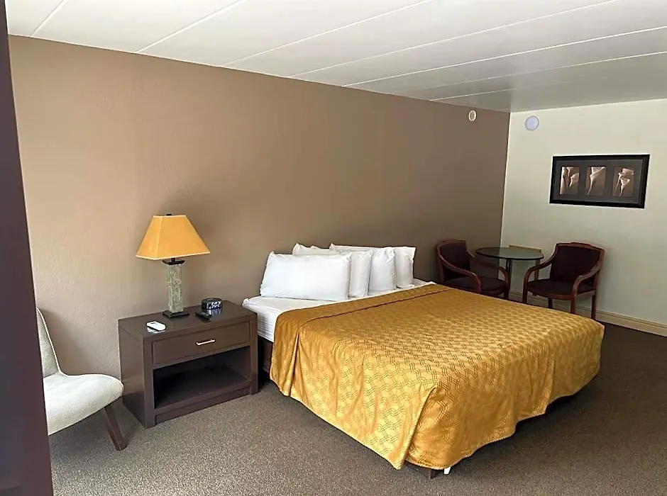 Amber'S Inn And Suites-1