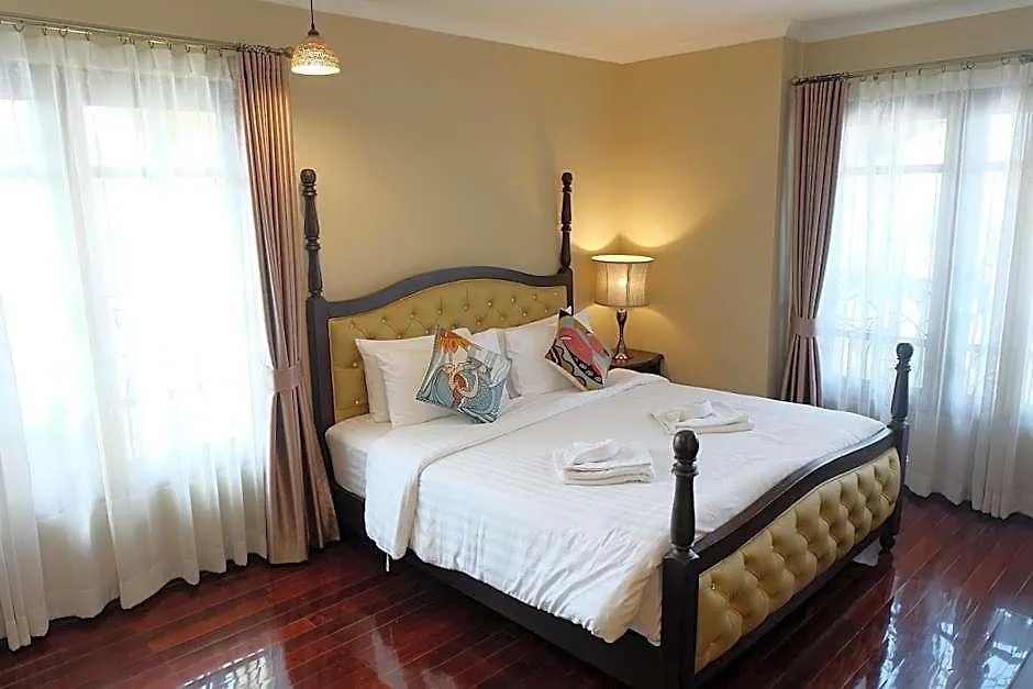 Siri Heritage Bangkok Hotel-1
