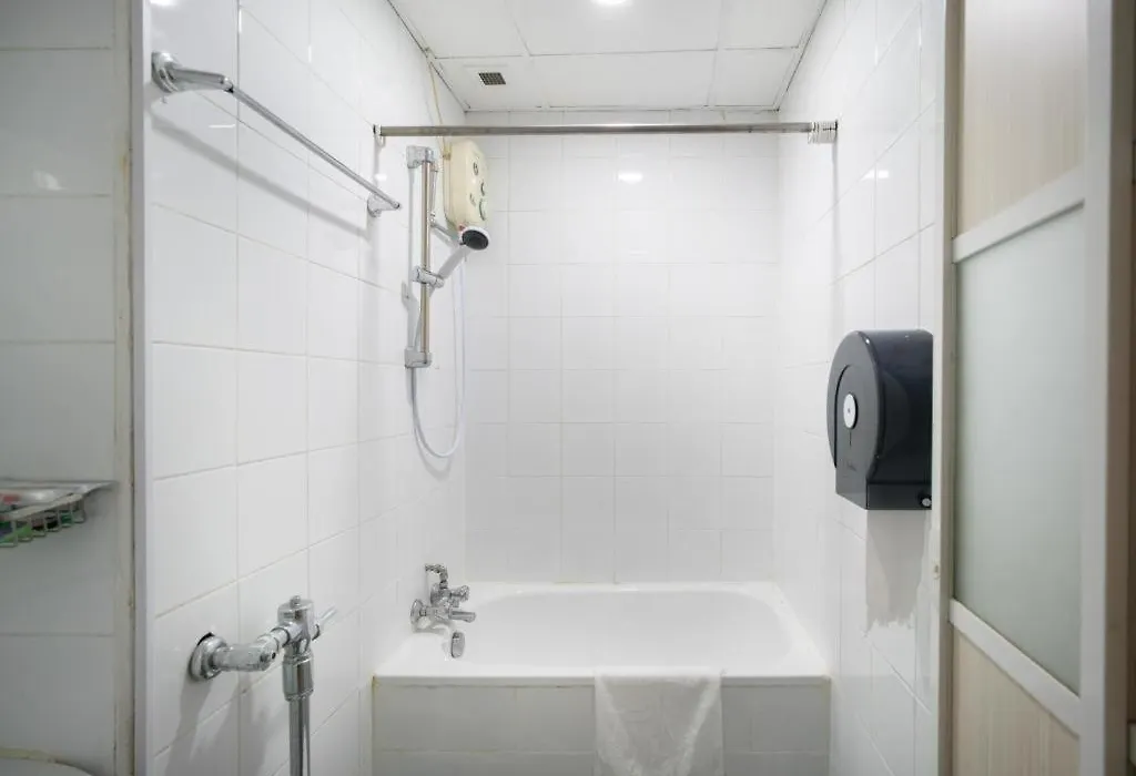 Hotel 165-1