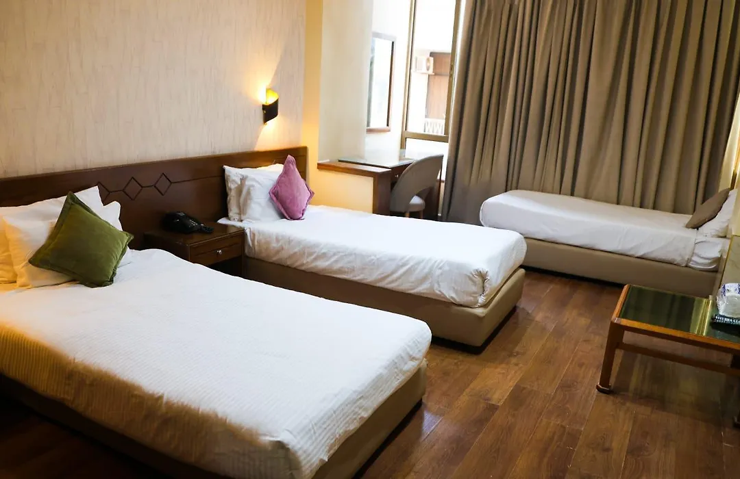 Orient Prince Hotel-1