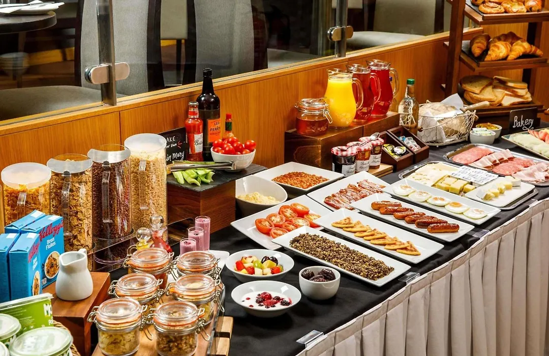 Mercure Glasgow City Hotel-1