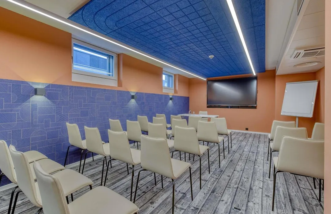 Ibis Styles Zurich City Center-1