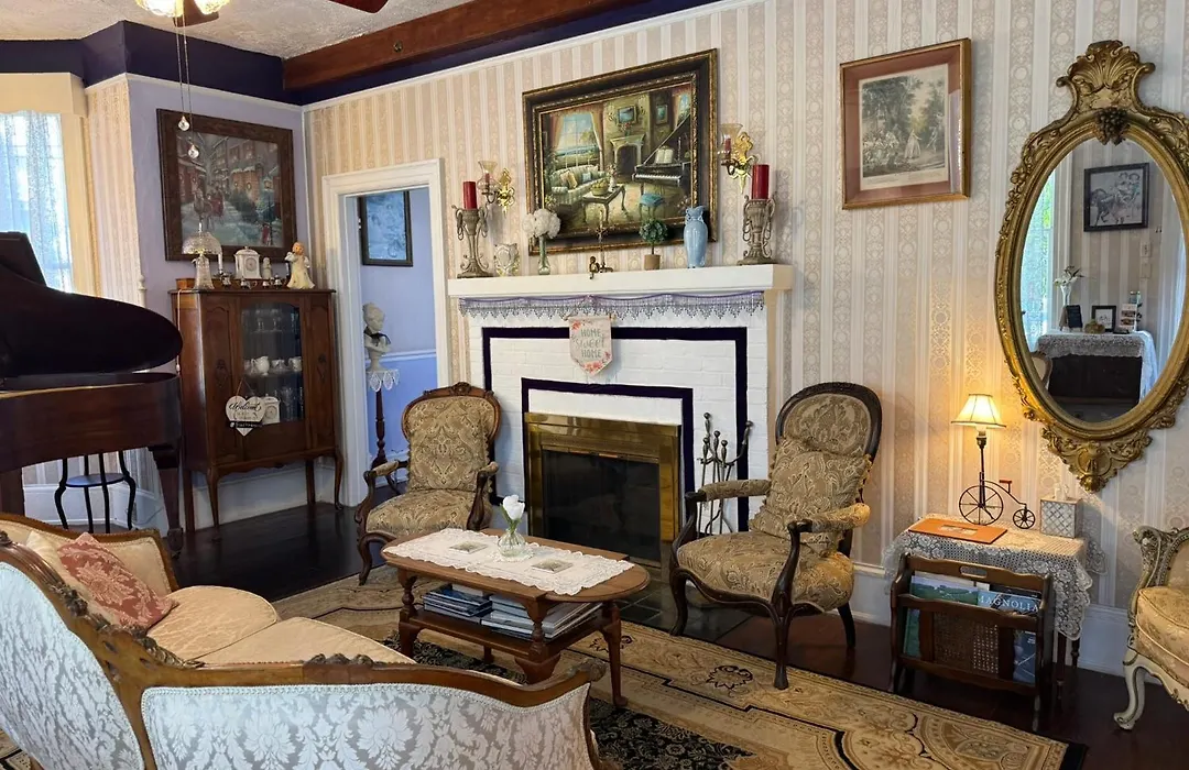 Penny Farthing Inn-1