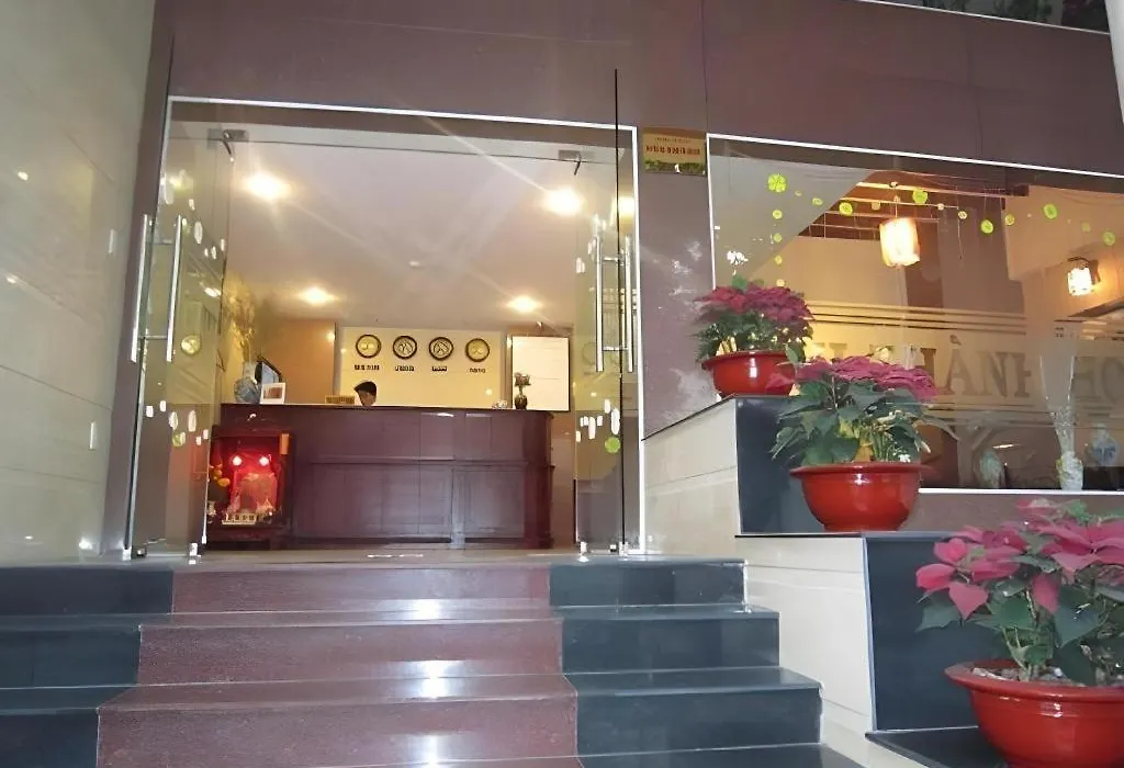 Nui Thanh Hotel-1