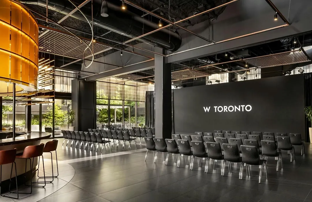 W Toronto-1