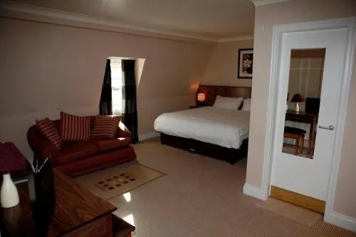 Central Hotel-1