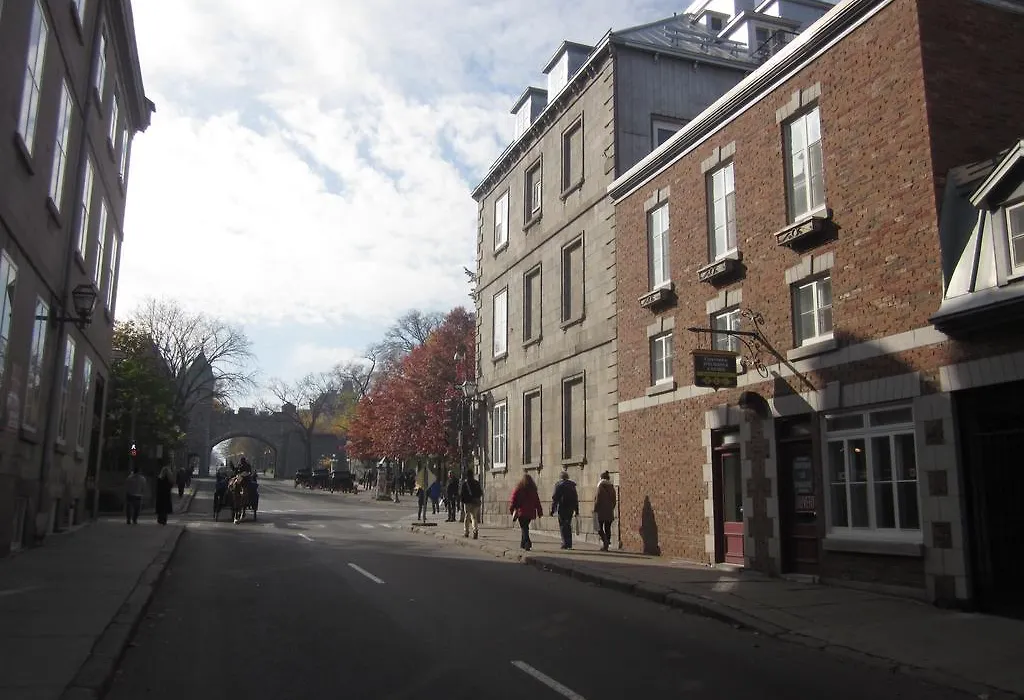 Hotel Manoir De L'Esplanade-1
