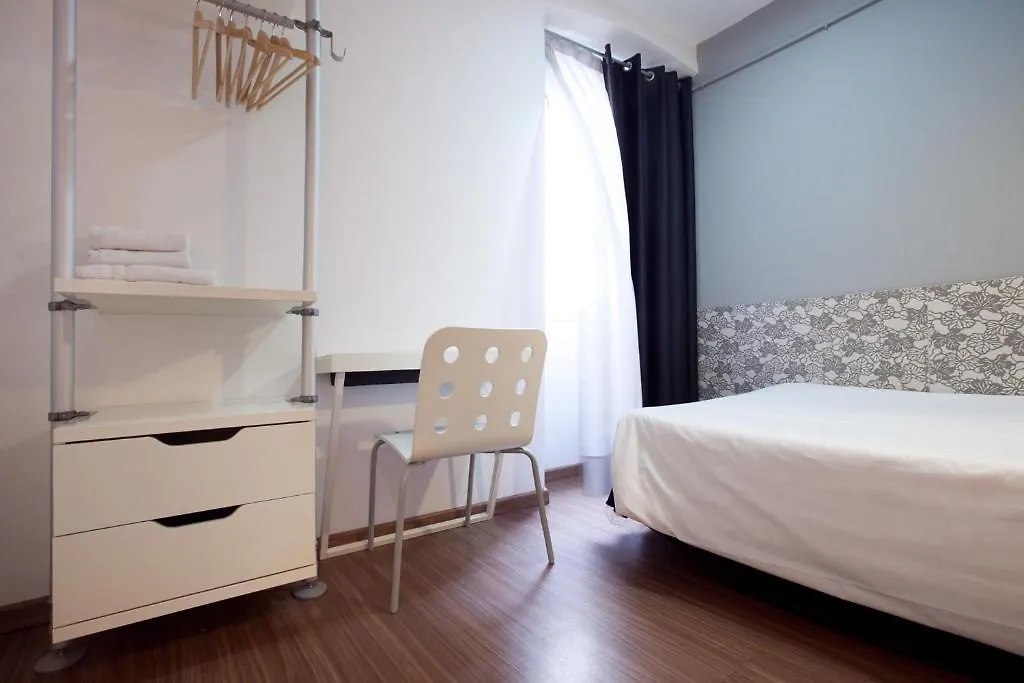 Hostal Nitzs Bcn-1