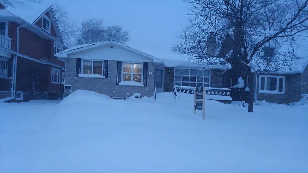 Trillium Bed & Breakfast-1