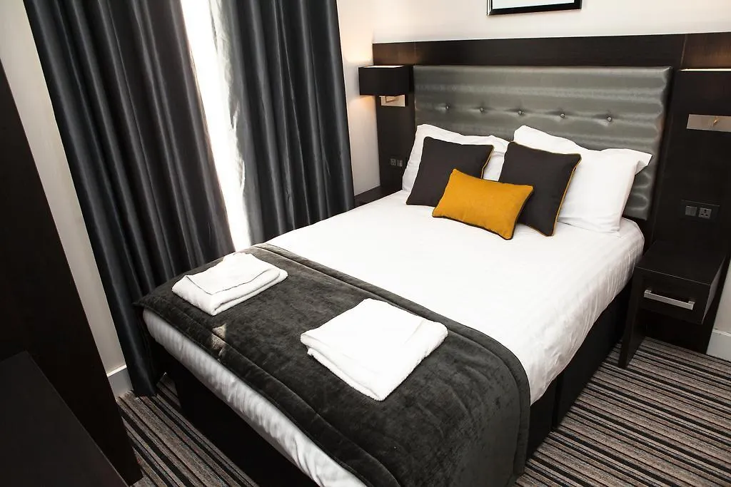 The Tudor Inn Hotel-1
