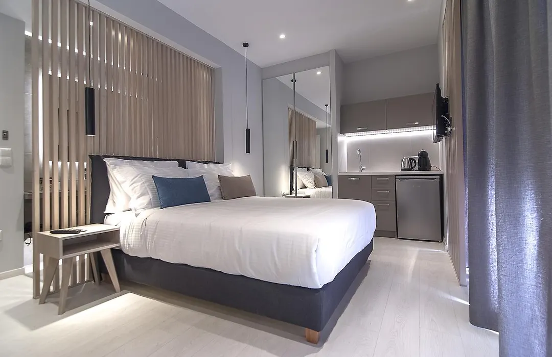 Acropolis Stay-1
