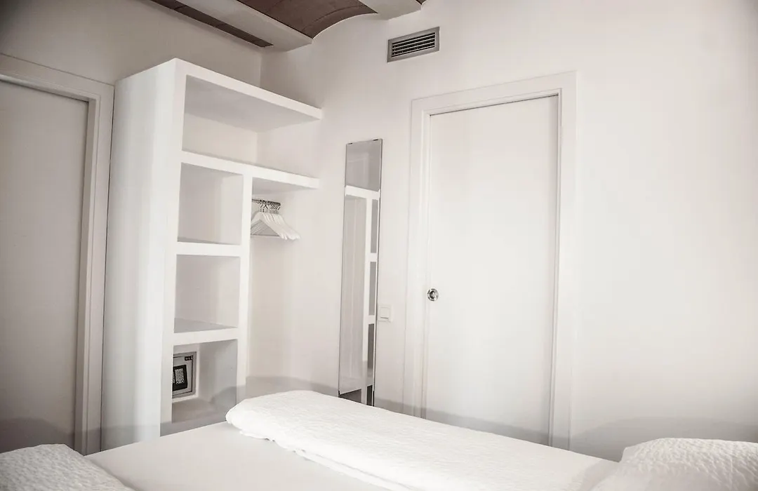 Barcelona Beach Apartments-1