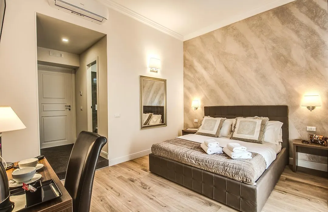 River Luxury Suites-1