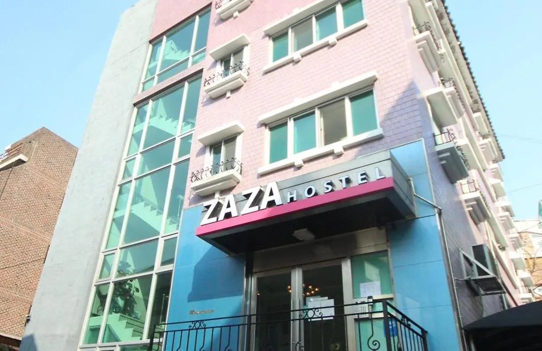 Zaza Backpackers Hostel-1