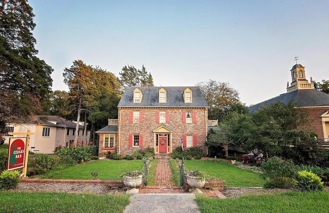 Cedars Of Williamsburg Bed & Breakfast-1