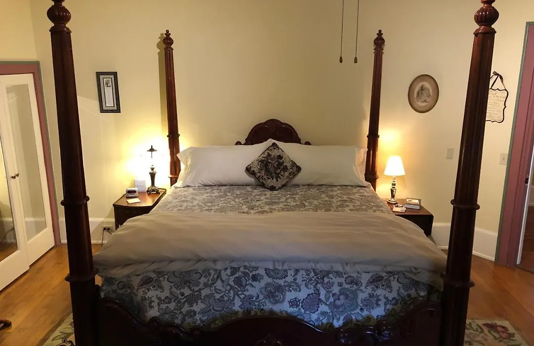 The Parsonage Inn B&B-1