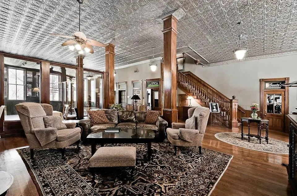 New Orleans Hotel Eureka Springs-1
