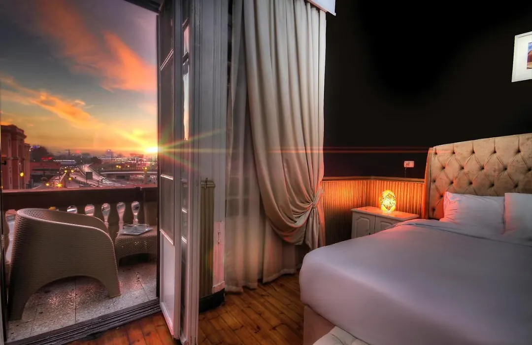 Tahrir Plaza Suites - Museum View-1
