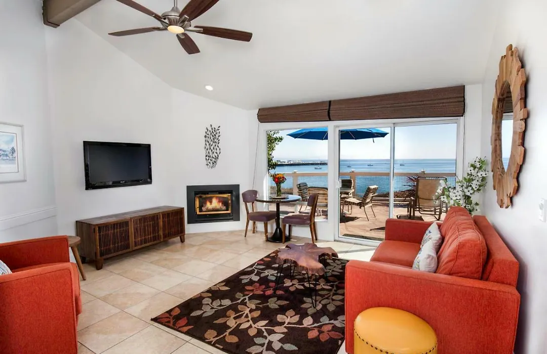 Sea & Sand Inn-1