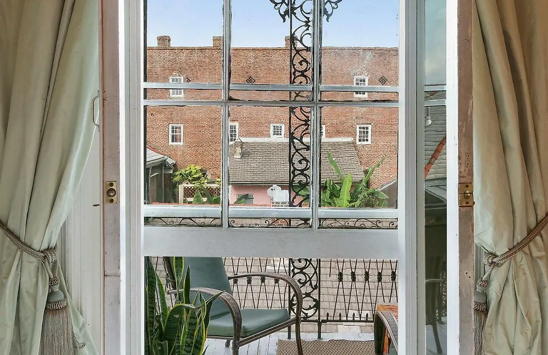 French Quarter Mansion-1