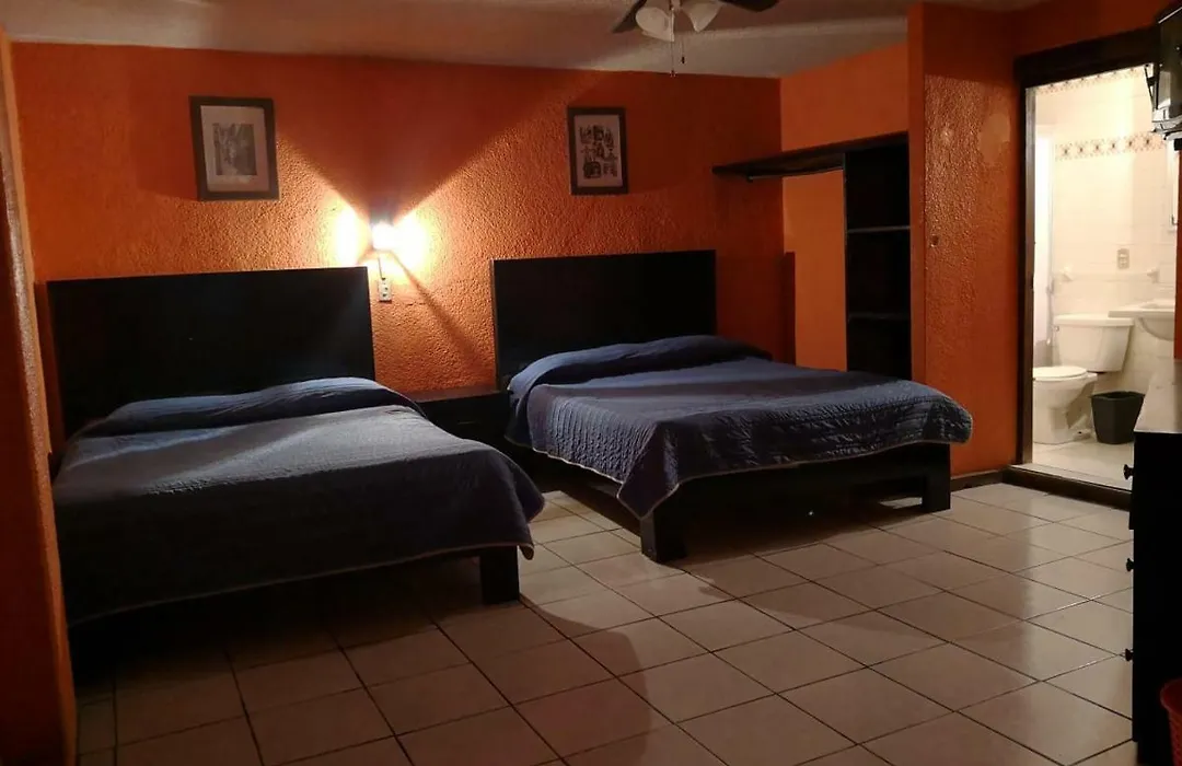 Hotel Del Conde-1