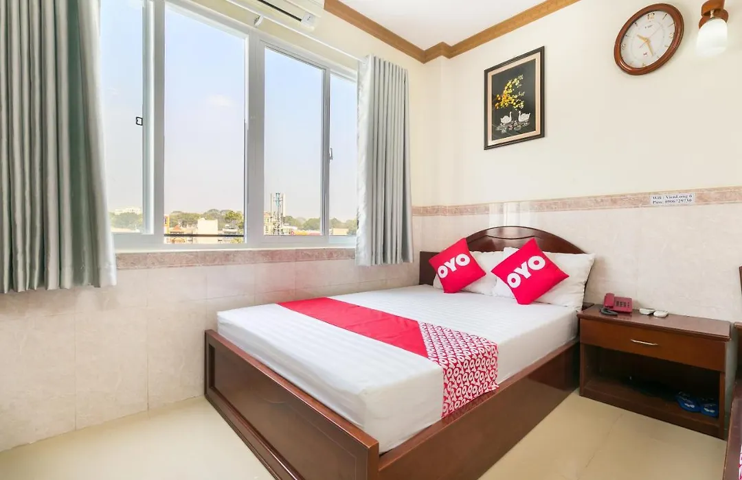 Ngan Ha Hotel-1
