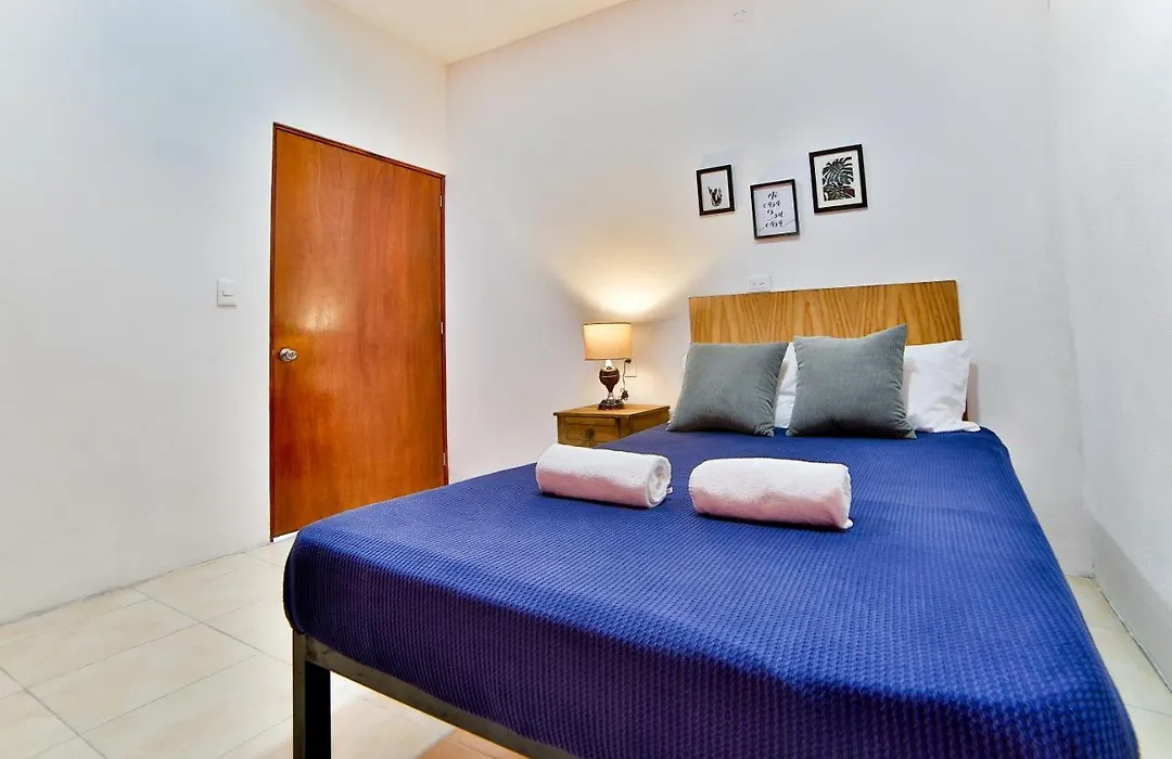 Hostal Ten To Ten Puerto Vallarta-1