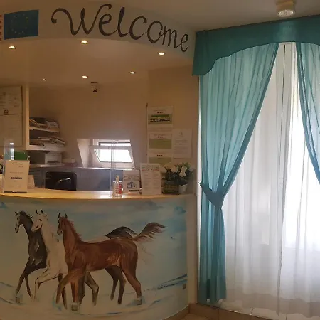 Hotel Arco Romana-3