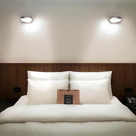 Lumia Hotel Myeongdong-3