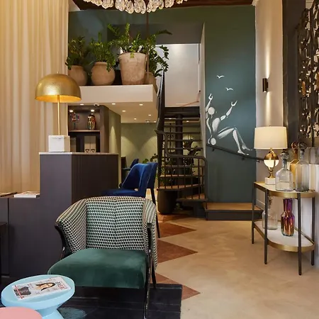 3H Paris Marais Hotel-3