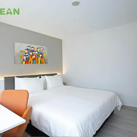 Wilby Central Serviced Apartments-3