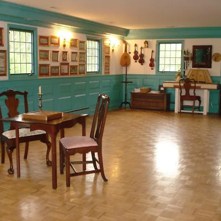 Newport House Bed & Breakfast-2