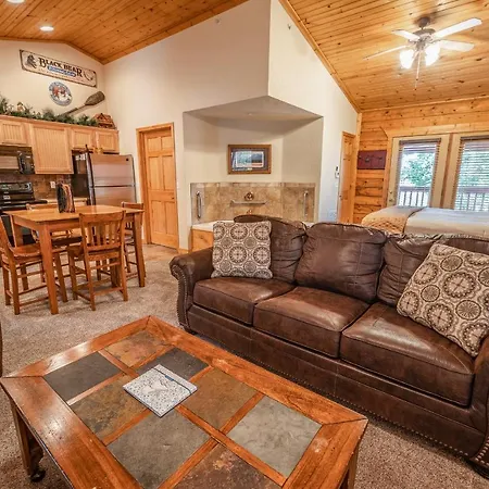 Cabins At Grand Mountain-3