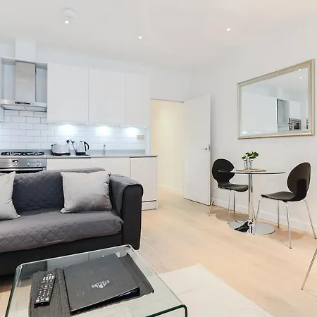 Trafalgar Square By Excel Apartments-2