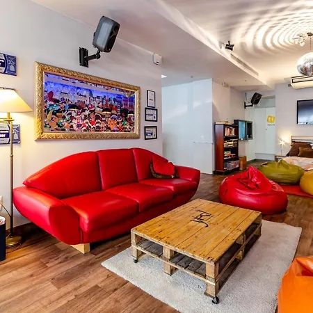 Yes Lisbon Hostel-3