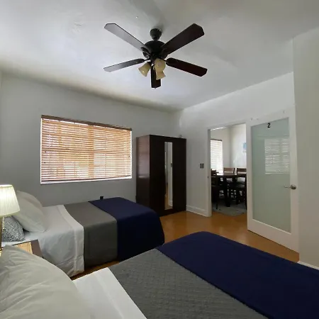 Miami Beach Rooms B&B-3
