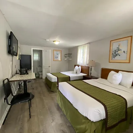 Adirondack Oasis Motel-3