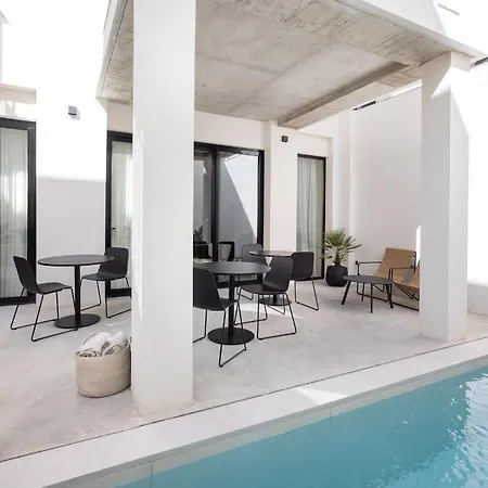 Yours Boutique Stay-3