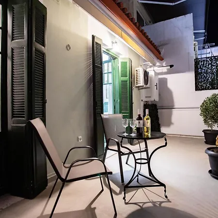 Pandrosos Divine Suites-3